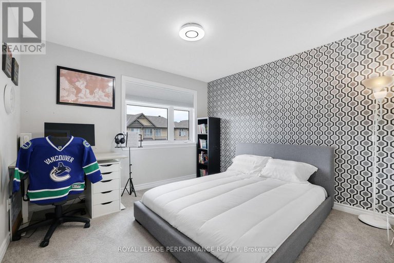 28913501/266-shinleaf-crescent/mer-bleuebradley-estatesanderson-park/ottawa/ontario/K1W0J2_28