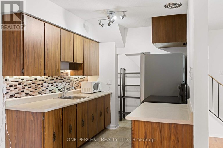 29686738/11-2640-draper-avenue/redwood-park/ottawa/ontario/K2H8V3_9