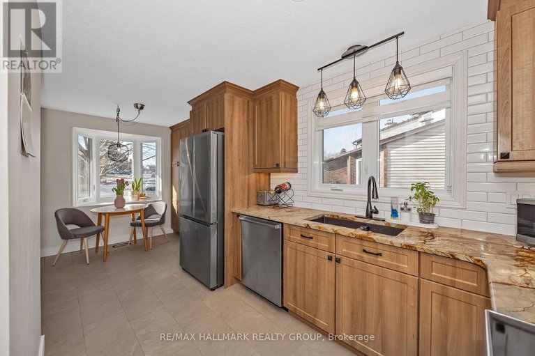 29586664/1059-avignon-court/orleans-wood/ottawa/ontario/K1C2N4_9