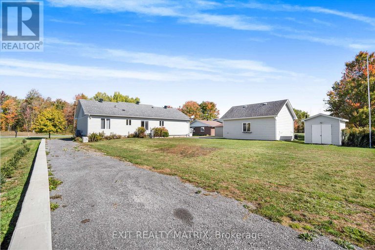 28989592/1582-sandy-hill-road/champlain-twp/champlain/ontario/K6A2R2_25