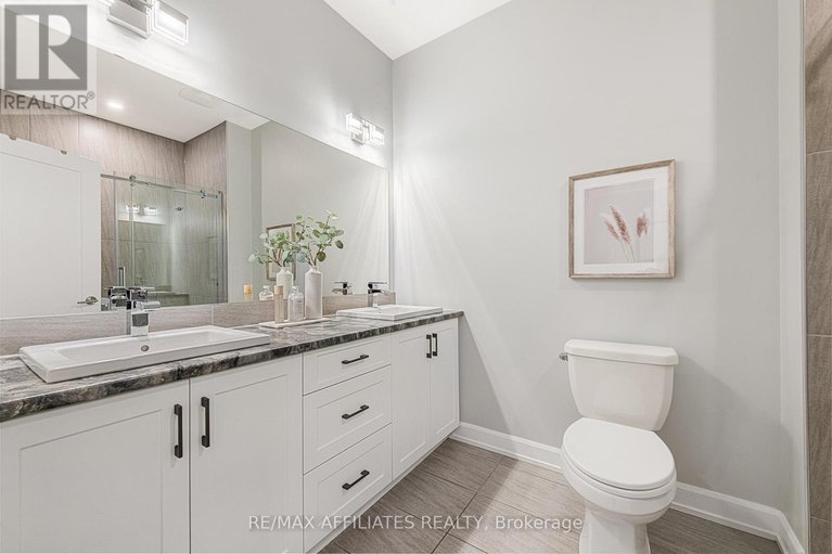 28675428/400-cinnamon-crescent/fitzroy-ward-south-west/ottawa/ontario/K0A2H0_21