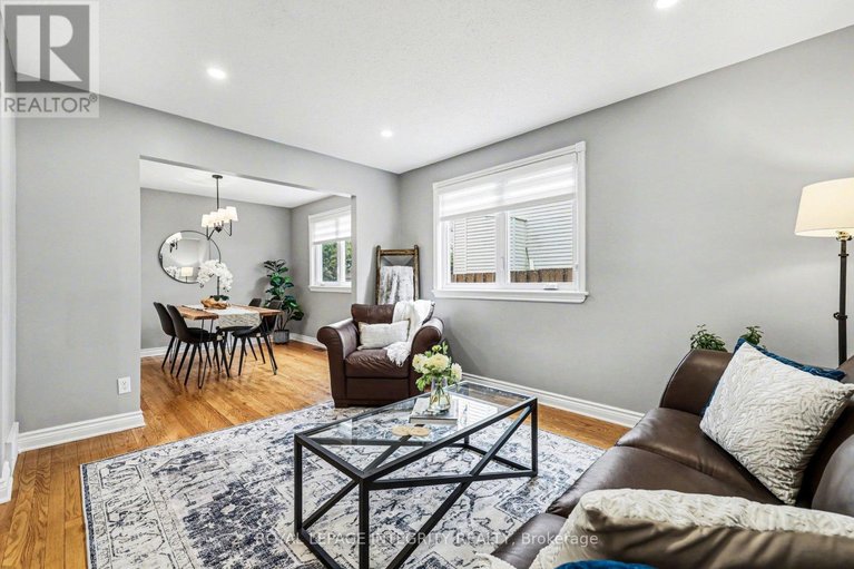 29624386/15-raftus-square/pheasant-run/ottawa/ontario/K2J2K9_5