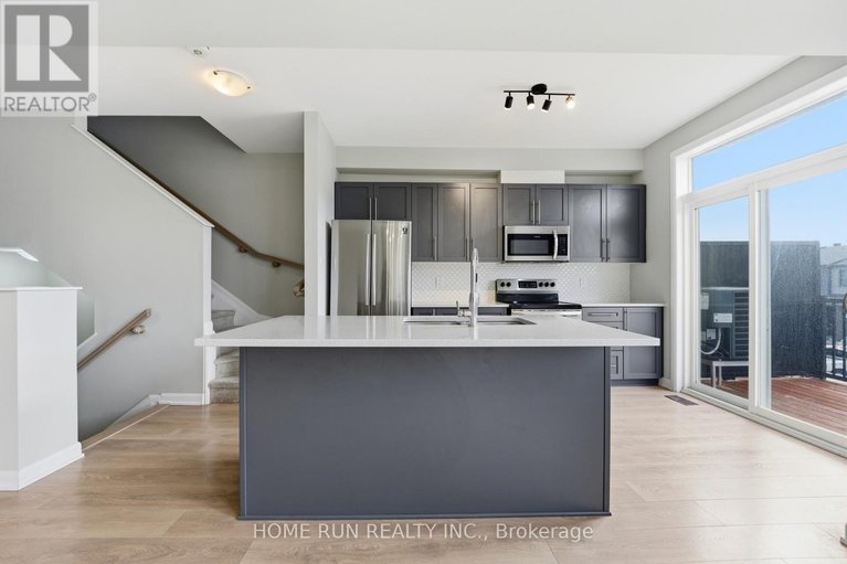 29626066/60-teelin-circle/half-moon-bay/ottawa/ontario/K2J6T9_15