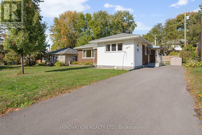 28980261/1811-hutton-avenue/elmvale-acres/ottawa/ontario/K1G1M1_2