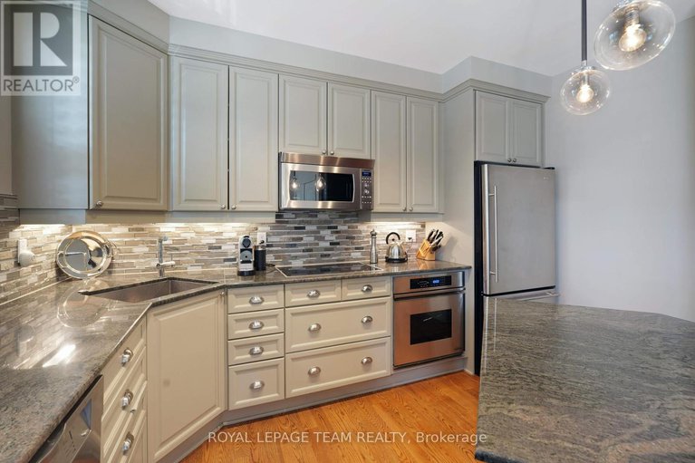 28818815/201-clearview-avenue/westboro-north/ottawa/ontario/K1Z1A8_20