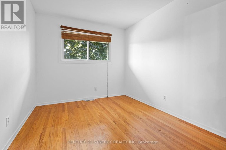 28631237/20-parkside-crescent/meadowlandscrestview/ottawa/ontario/K2G3B5_22