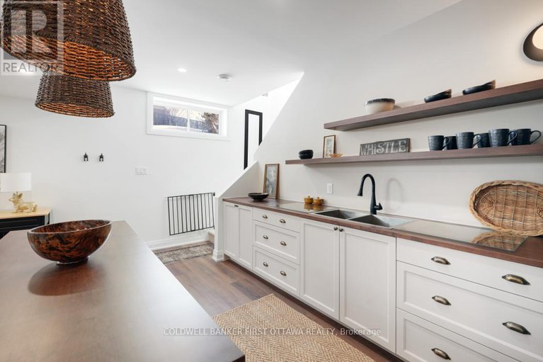 29348578/179-glenncastle-drive/carp/ottawa/ontario/K0A1L0_46