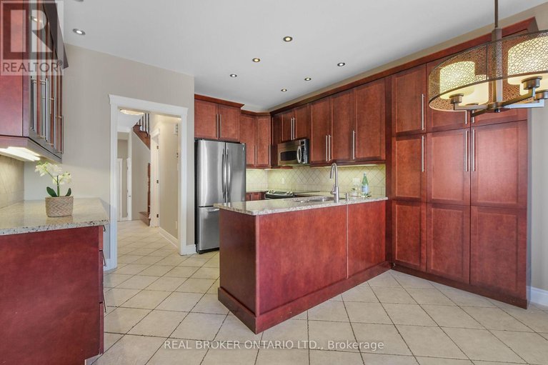 28965142/1017-fieldfair-way/notting-hillsummerside/ottawa/ontario/K4A0E4_11
