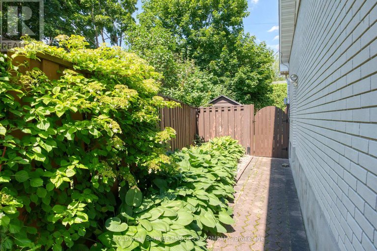 29040385/2005-neepawa-avenue/carlingwood/ottawa/ontario/K2A3L4_28