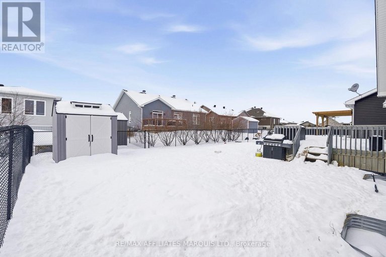 29533424/50-jim-brownell-boulevard/long-sault/south-stormont/ontario/K0C1P0_34