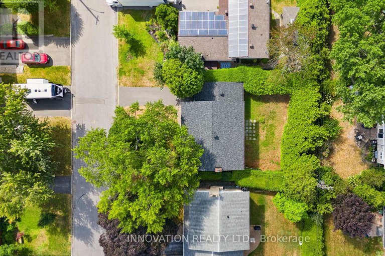 28793840/1867-dorset-drive/playfair-park/ottawa/ontario/K1H5T9_34