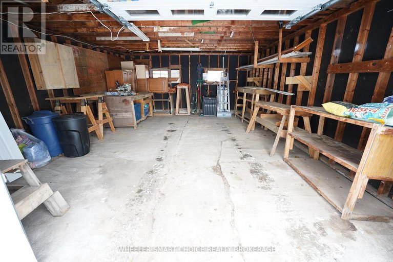 29225740/14-saunders-avenue-n/long-sault/south-stormont/ontario/K0C1P0_38