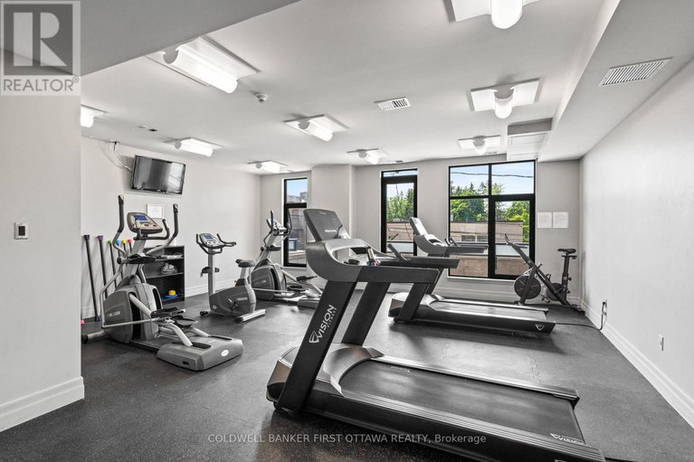 28426797/705-327-breezehill-avenue/west-centre-town/ottawa/ontario/K1Y1R6_35