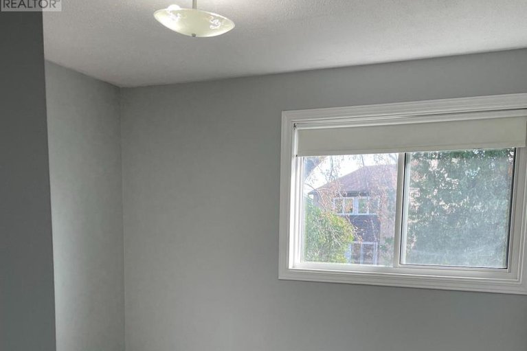 29385031/1191-grenoble-crescent/orleans-wood/ottawa/ontario/K1C2C5_11