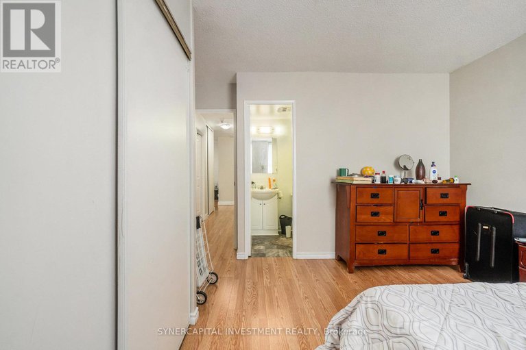 28510621/615-2000-jasmine-crescent/beacon-hill-south/ottawa/ontario/K1J8K4_21