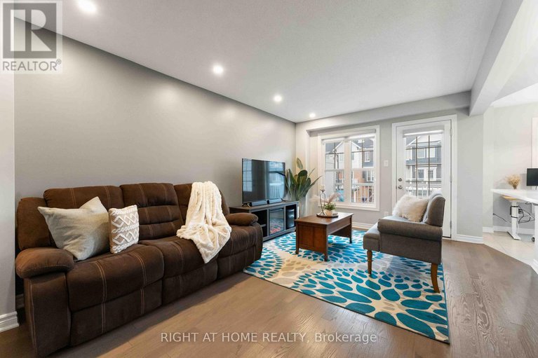 29443846/118-helenium-lane-e/avalon-west/ottawa/ontario/K4A1C6_10