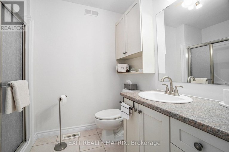 28356957/209-jasper-crescent/town-of-rockland/clarence-rockland/ontario/K4K0A3_21
