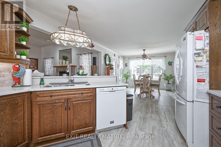 28578920/2573-mitchell-street/osgoode-twp-north-of-reg-rd-6/ottawa/ontario/K0A2P0_12