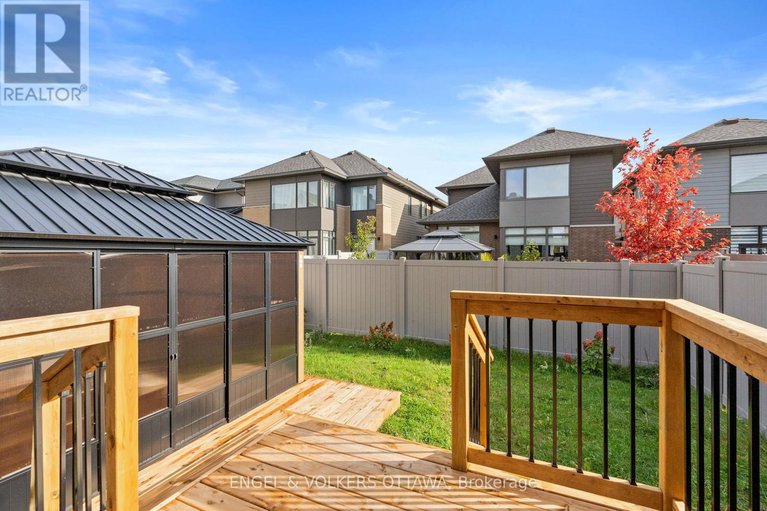 28973676/1047-hydrangea-avenue/riverside-southgloucester-glen/ottawa/ontario/K4M0L5_35