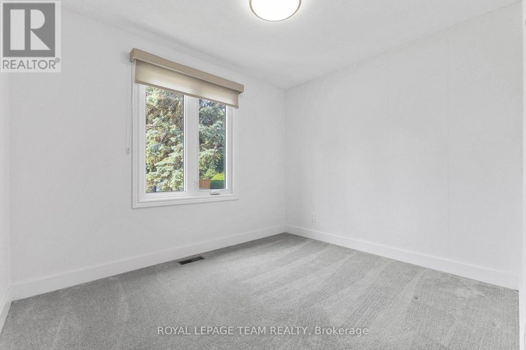 28608553/29-ashgrove-crescent/briargreen/ottawa/ontario/K2G0S1_21