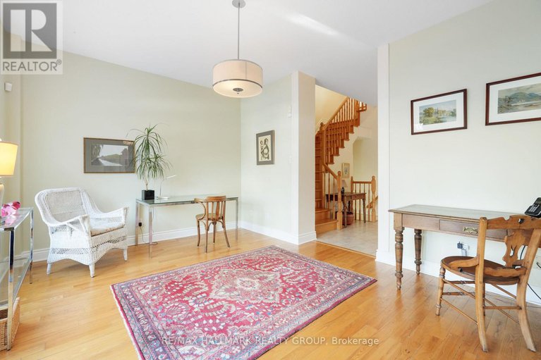 29287336/4-5-harvey-street/ottawa-east/ottawa/ontario/K1S5S5_7