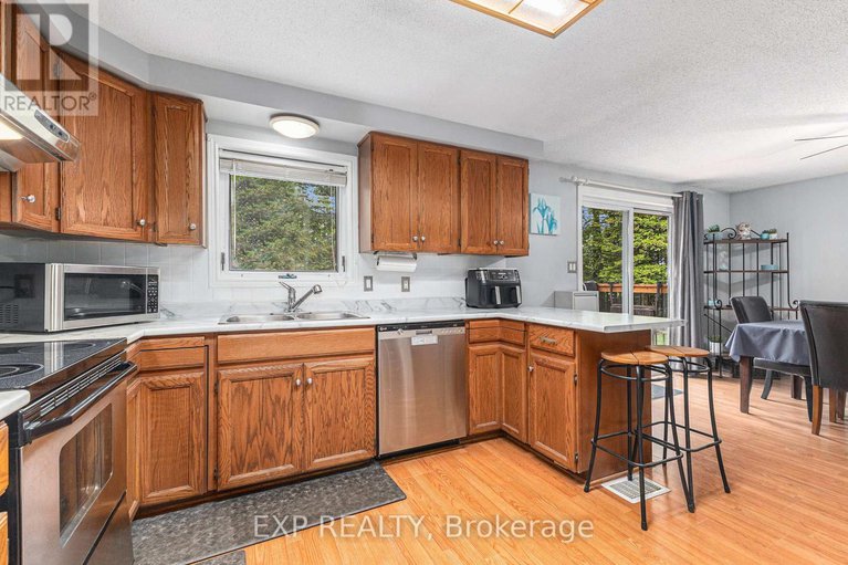 28504167/719-darling-road/lanark-highlands-lanark-twp/lanark-highlands/ontario/K0A1P0_9