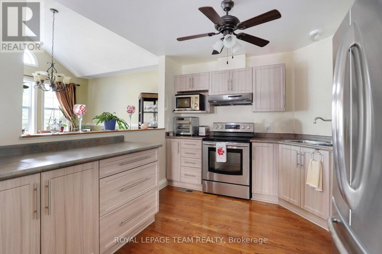28924871/11-saffron-court/longfields/ottawa/ontario/K2J4R7_7