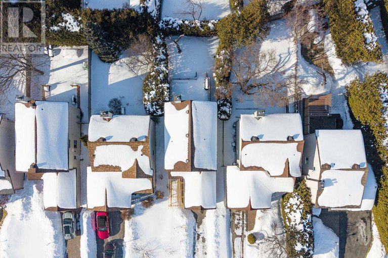 29410595/47-coolspring-crescent/borden-farmstewart-farmcarleton-heightsparkwood-hills/ottawa/ontario/K2E7M9_46