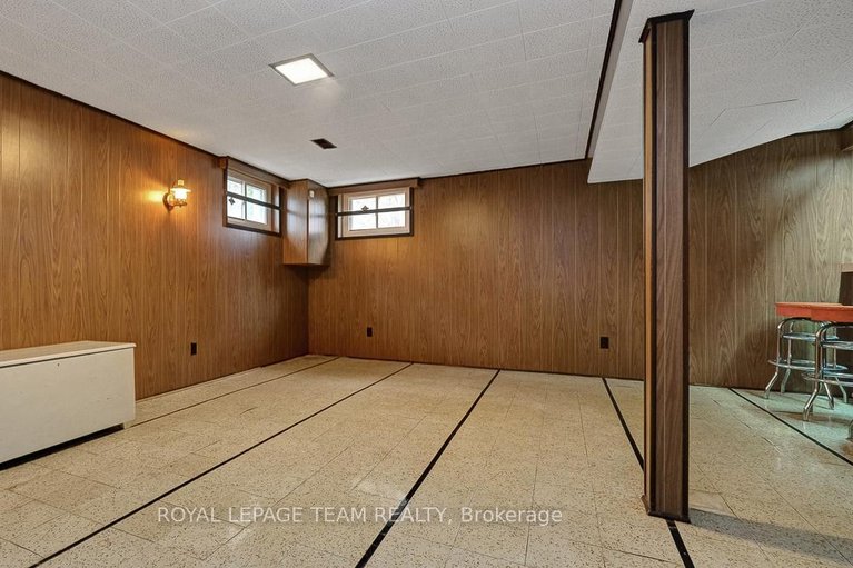 29605517/1107-falaise-road/borden-farmstewart-farmcarleton-heightsparkwood-hills/ottawa/ontario/K2E6R1_19