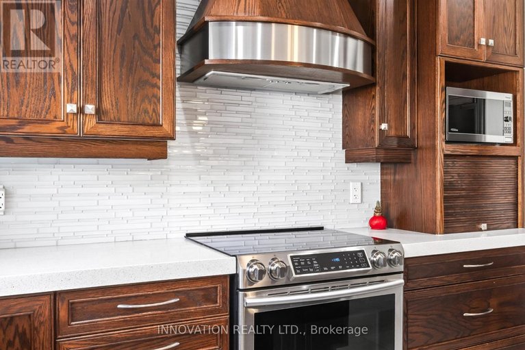 29496021/540-pine-vista-drive/springridgeeast-village/ottawa/ontario/K4A5A7_16