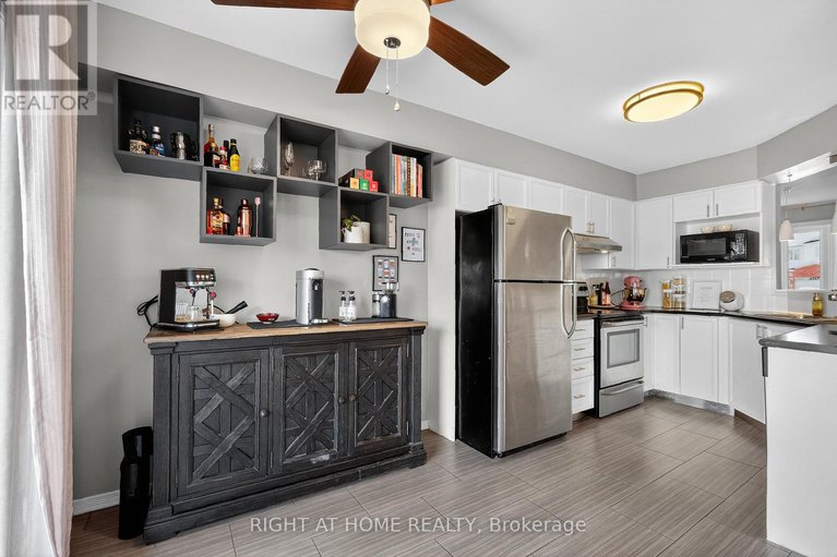 29164744/812-nesting-way/fallingbrookgardenway-south/ottawa/ontario/K4A3X2_14