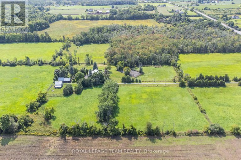 28658646/8202-flewellyn-road/remainder-of-stittsville-area/ottawa/ontario/K0A1B0_29