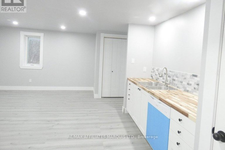 29461420/18400-kenyon-conc-rd-5-road/north-glengarry-kenyon-twp/north-glengarry/ontario/K0C1T0_6