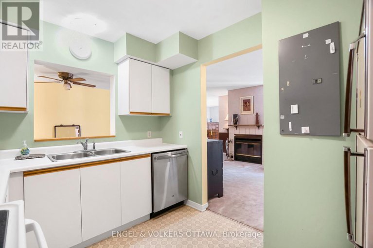 28776813/b-183-cumberland-street/lower-townbyward-market/ottawa/ontario/K1N7H2_18