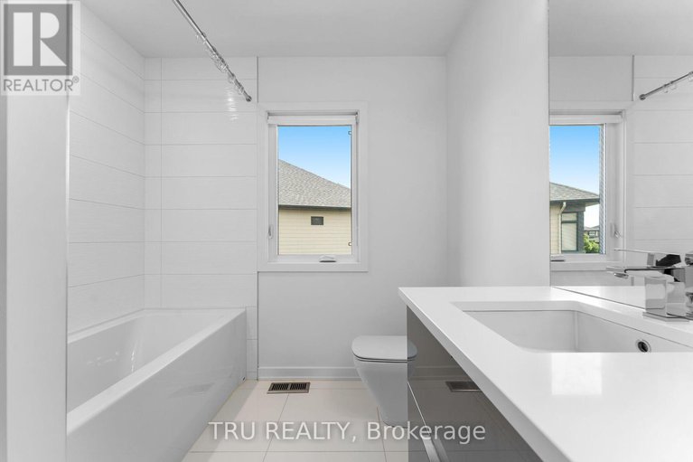 29255060/250-sunnyridge-crescent/emerald-meadowstrailwest/ottawa/ontario/K2M0H3_37