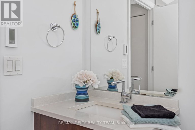 29431366/1202-200-besserer-street/sandy-hill/ottawa/ontario/K1N0A7_35