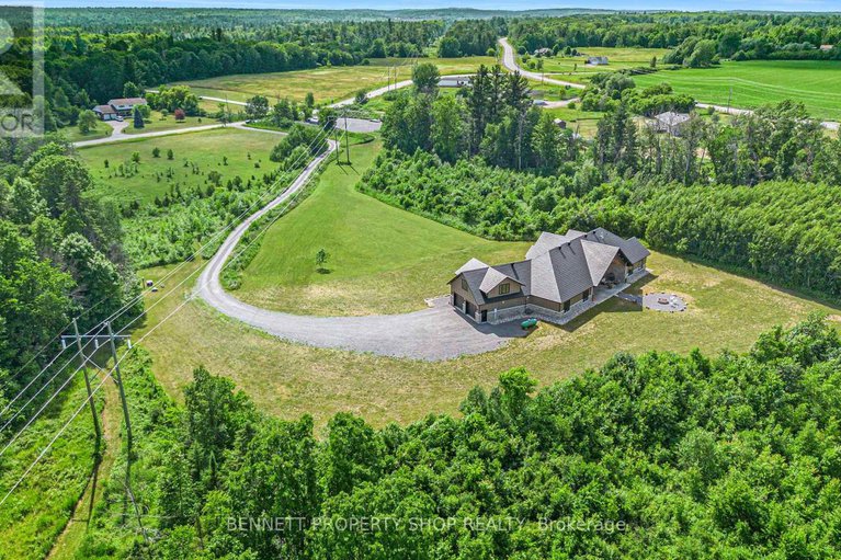 28520939/795-mill-ridge-road/mcnabbraeside-twps/mcnabbraeside/ontario/K7S3G8_45