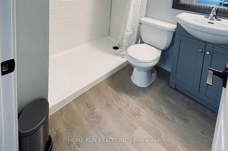 29018998/378-enfield-avenue/vanier/ottawa/ontario/K1L7L3_24
