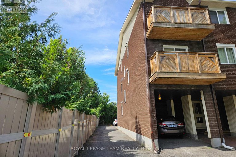 28898191/5-522-riverdale-avenue-n/old-ottawa-south/ottawa/ontario/K1S1S5_3