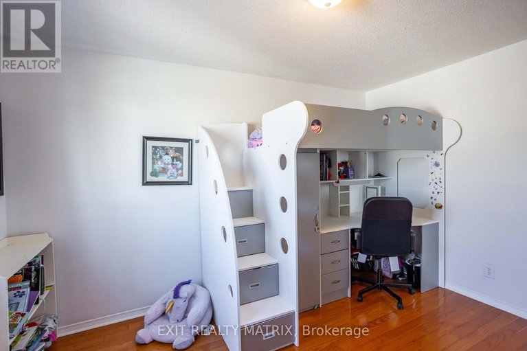 29648463/1458-shawinigan-street/fallingbrookridgemount/ottawa/ontario/K4A2N2_33