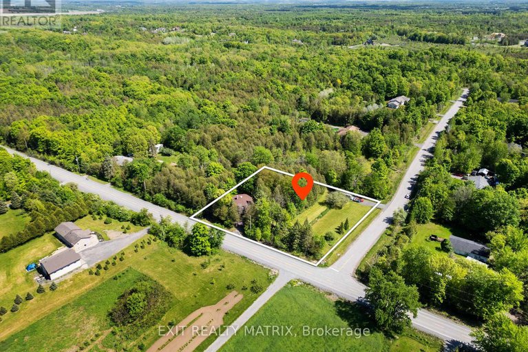 28384633/7962-parkway-road/osgoode-twp-north-of-reg-rd-6/ottawa/ontario/K0A2P0_5