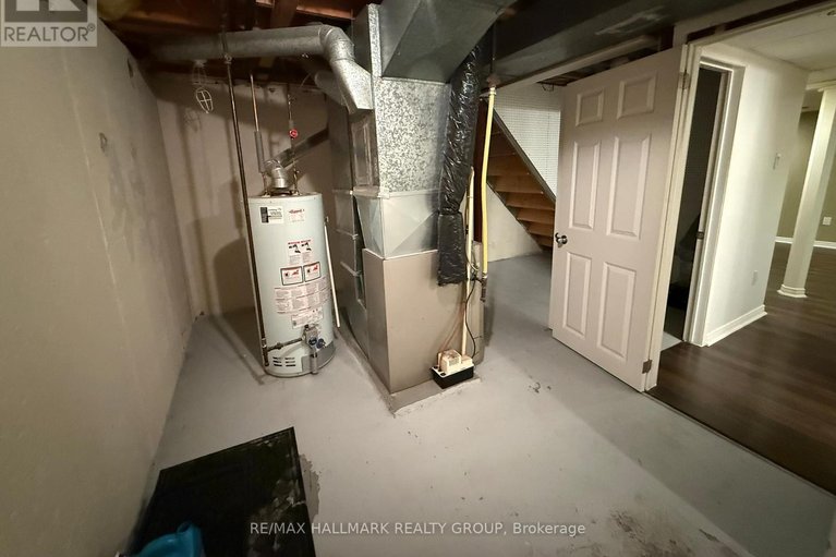 29677265/2912-fairlea-crescent/heron-gateindustrial-park/ottawa/ontario/K1V8T7_19