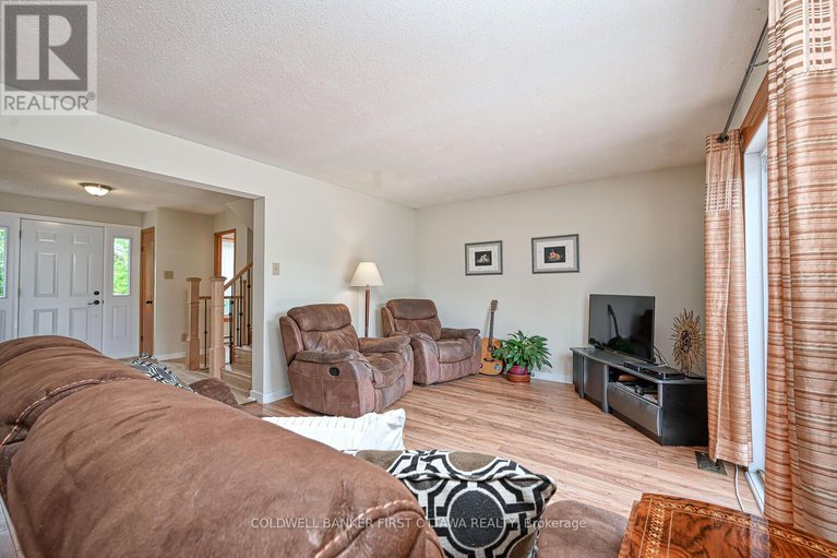 28490443/22-poole-creek-crescent/fringewood/ottawa/ontario/K2S1G4_7