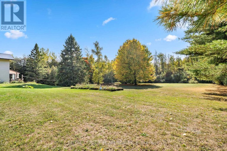 28925100/7268-harnett-road/rideau-twp-s-of-reg-rd-6-w-of-mccordick-rd/ottawa/ontario/K0A2T0_32