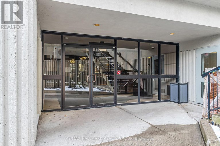 28173119/1409-158-c-mcarthur-avenue/vanier/ottawa/ontario/K1L8E7_30