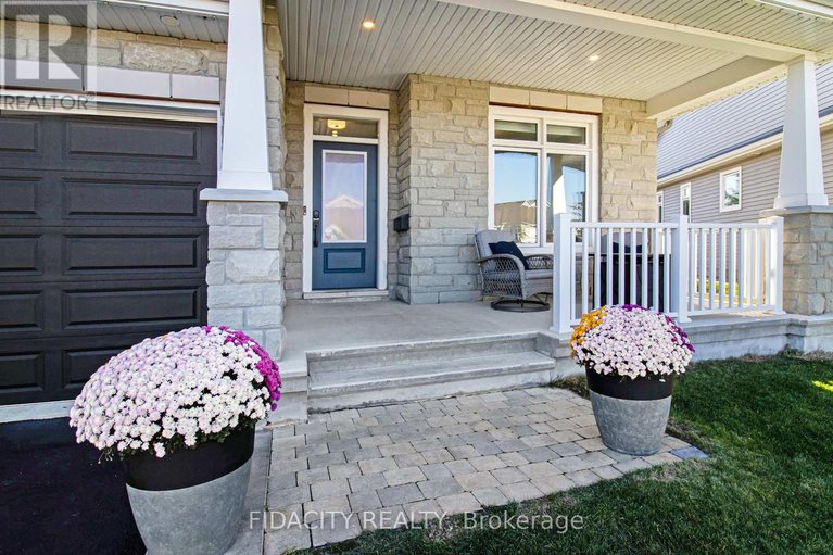 28939851/250-maygrass-way/remainder-of-stittsville-area/ottawa/ontario/K2S2K9_2