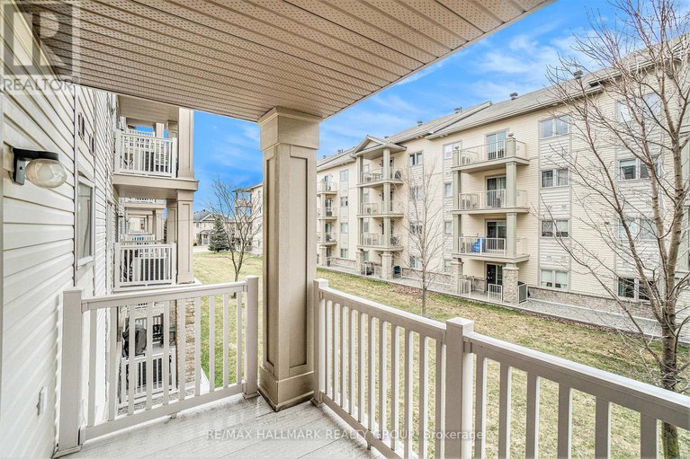 28427466/211-151-potts-private/notting-hillsummerside/ottawa/ontario/K4A0V7_24