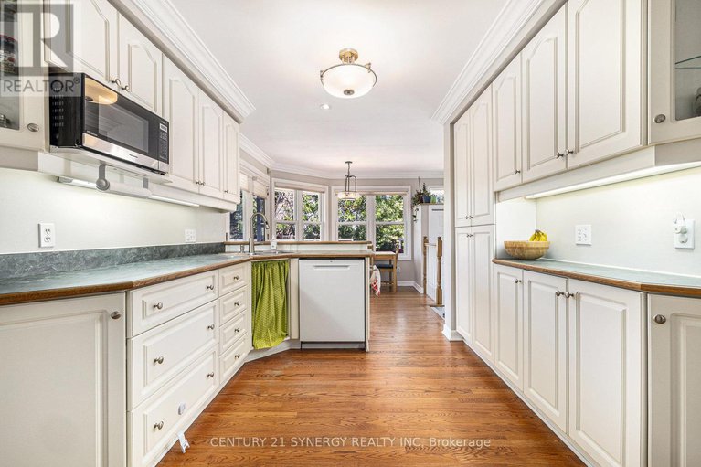 28537505/1069-arnot-road/courtland-park/ottawa/ontario/K2C0H5_13