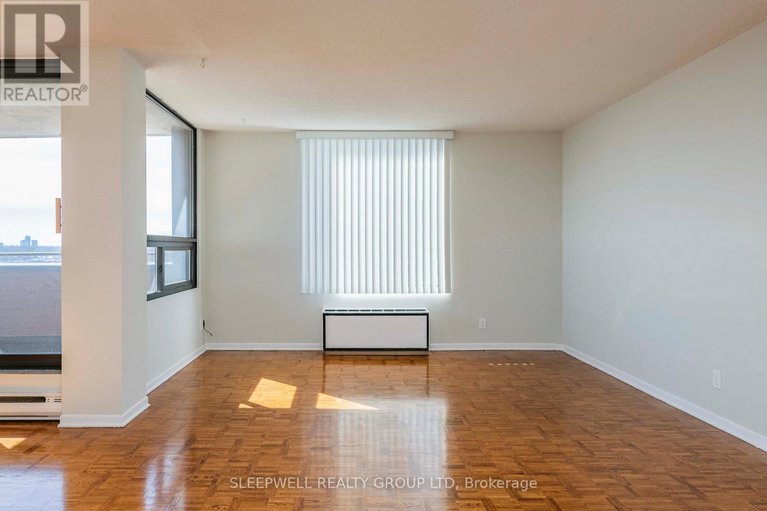 28491791/704-40-arthur-street/west-centre-town/ottawa/ontario/K1R7T5_18