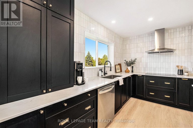 28998755/1421-stone-road/north-grenville-twp-kemptville-south/north-grenville/ontario/K0G1S0_11